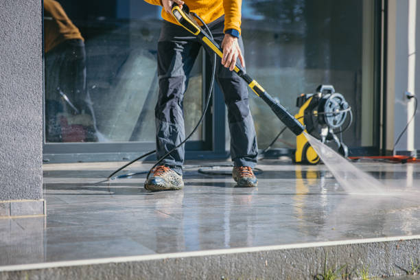 Best Garage Pressure Washing  in Cortez, FL